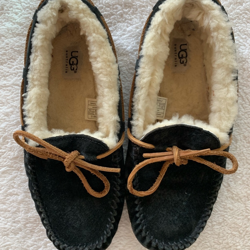 Ugg Dakota Slippers - Black